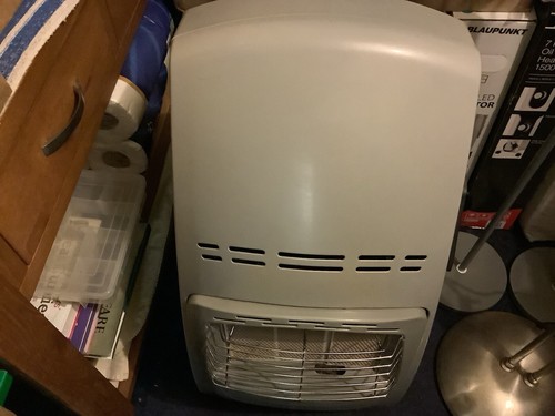 Calor gas heater - ,